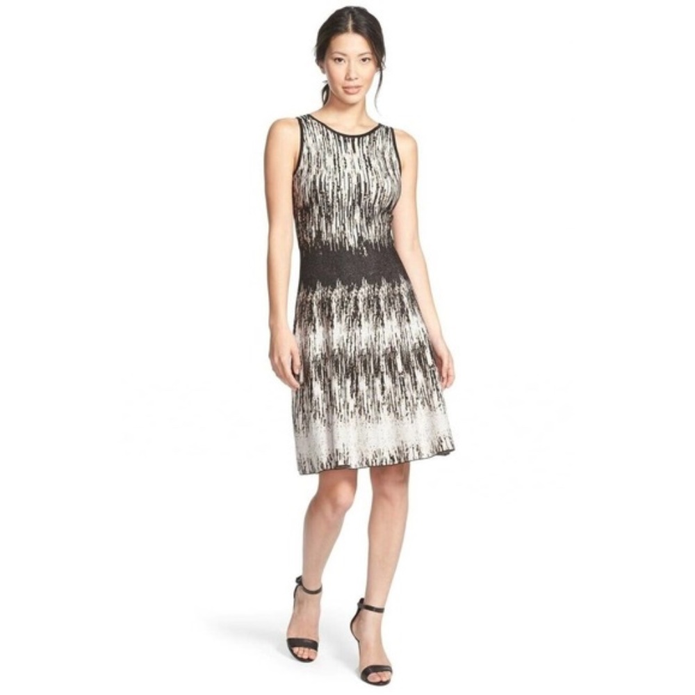 NIC + ZOE Falling Lines knit dress black cream A-line jacquard abstract